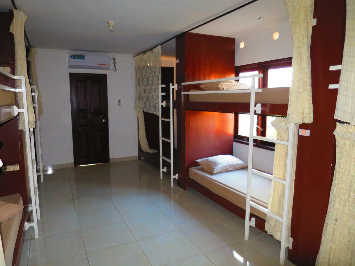 Bali Utopia Backpacker Jimbaran Exterior foto
